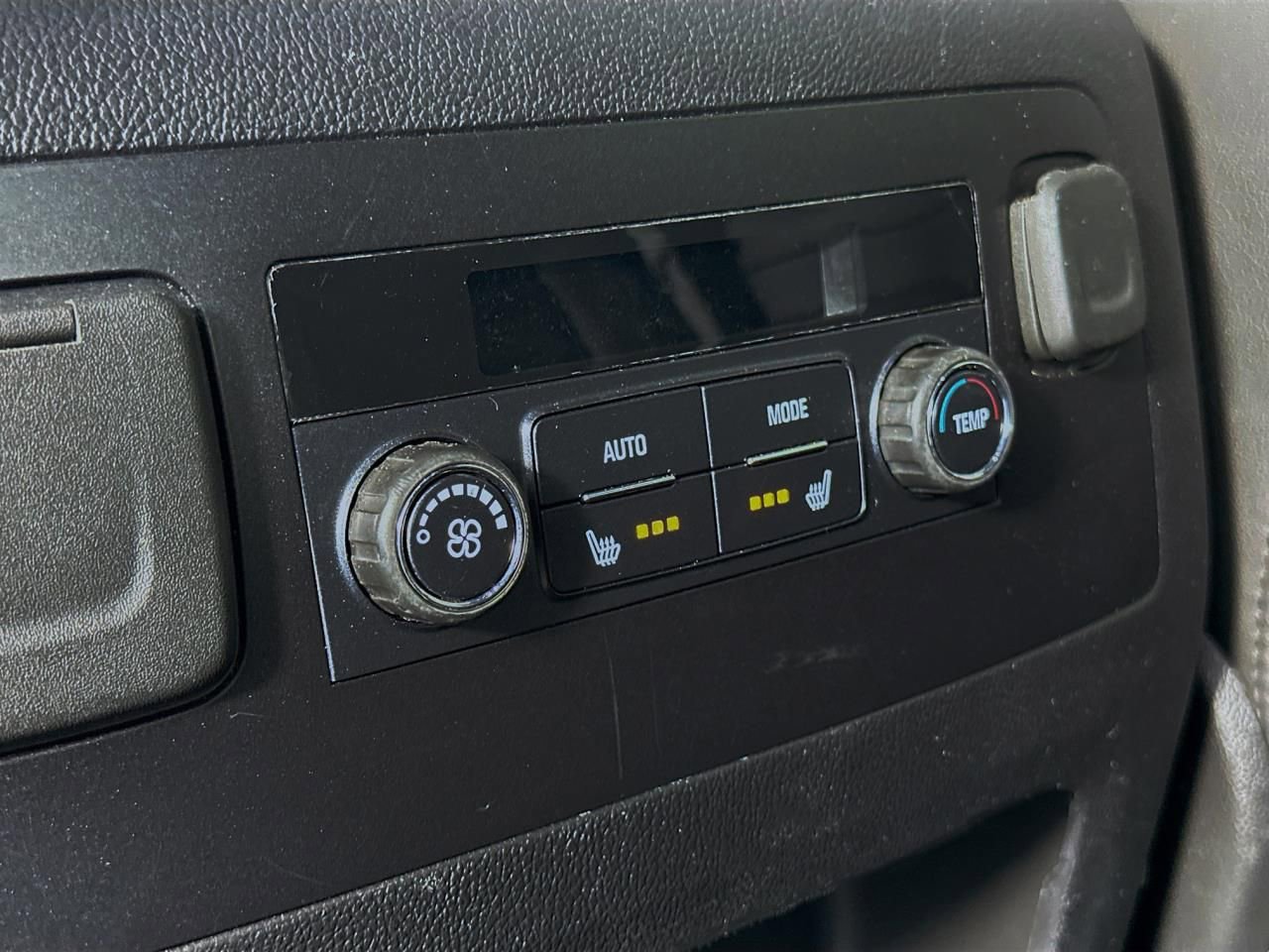 Used 2019 GMC Yukon Denali image 45