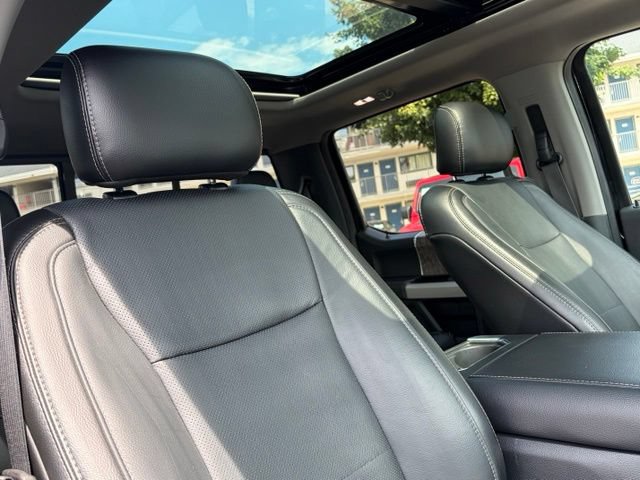 Used 2017 Ford F250 Lariat w/ Lariat Ultimate Package AWD/4WD image 31