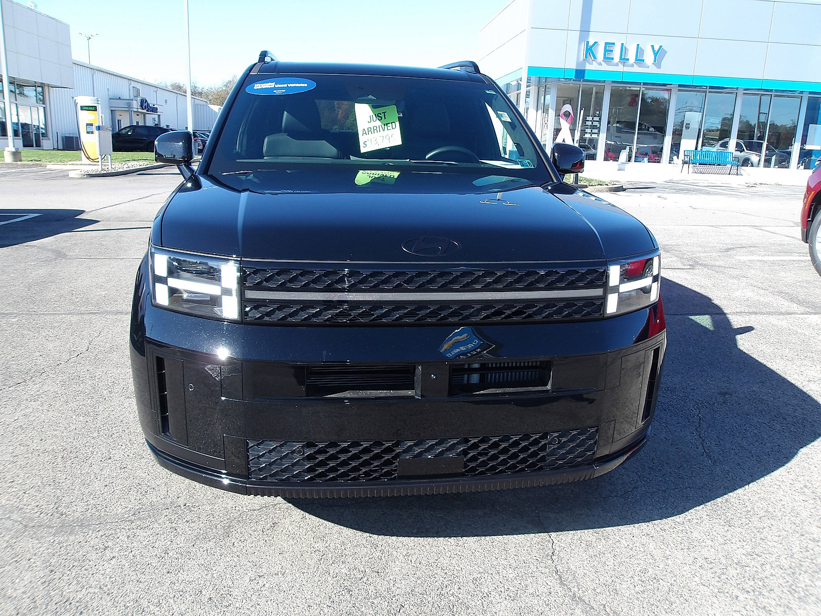 Used 2025 Hyundai Santa Fe Calligraphy image 2