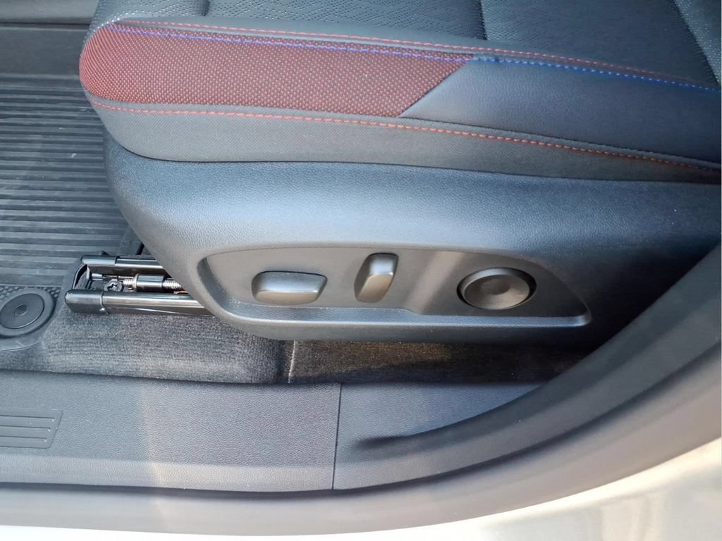 Used 2026 Chevrolet Equinox RS AWD/4WD image 20