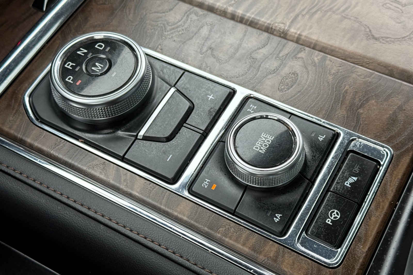 Used 2019 Ford Expedition Platinum AWD/4WD image 23