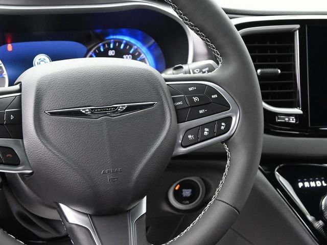 New 2026 Chrysler Voyager LX image 27
