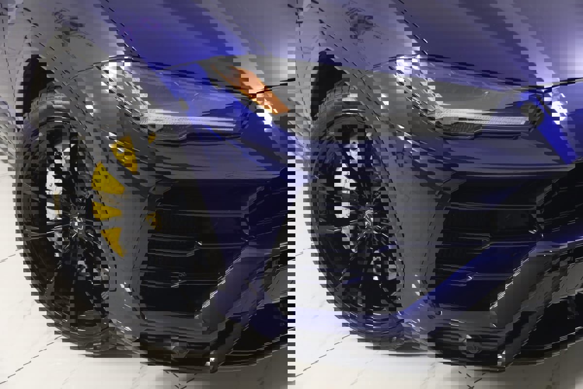 Used 2021 Lamborghini Urus image 25