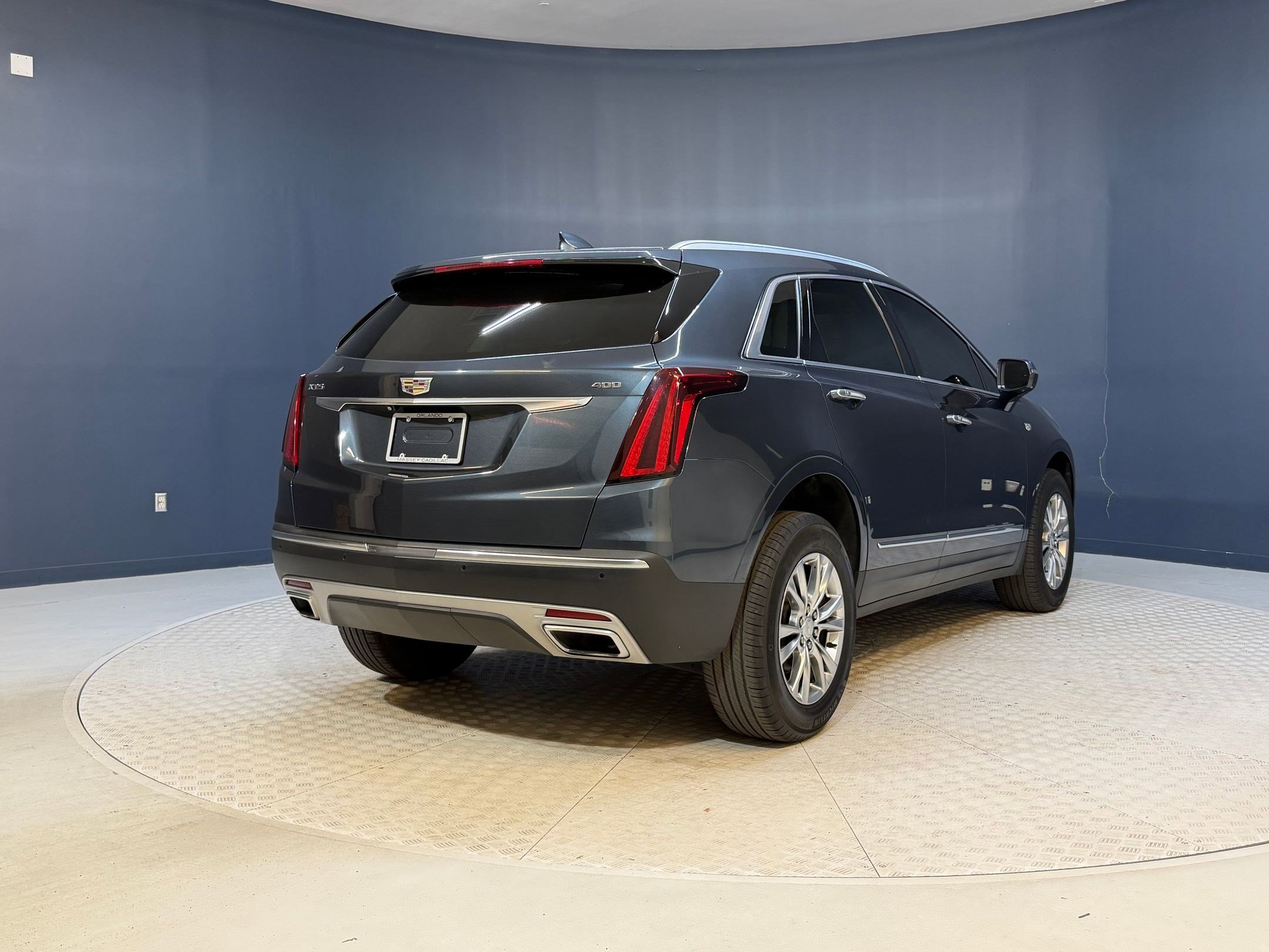 Used 2020 Cadillac XT5 Premium Luxury FWD image 9