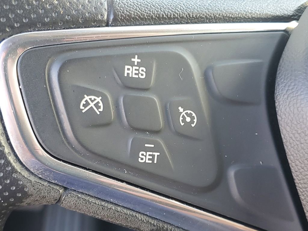 Used 2020 Chevrolet Malibu LT FWD image 23