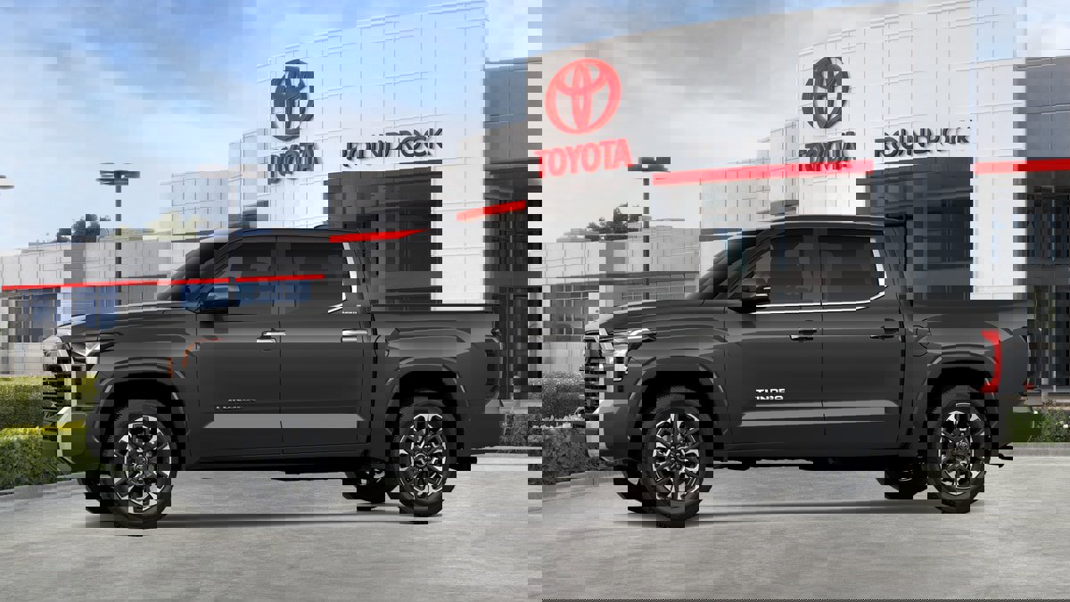 New 2026 Toyota Tundra Limited image 3