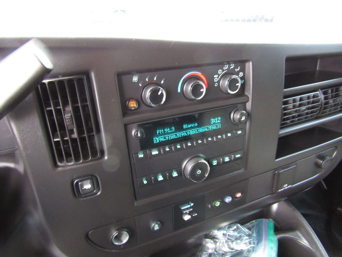 Used 2023 GMC Savana 3500 LS image 14