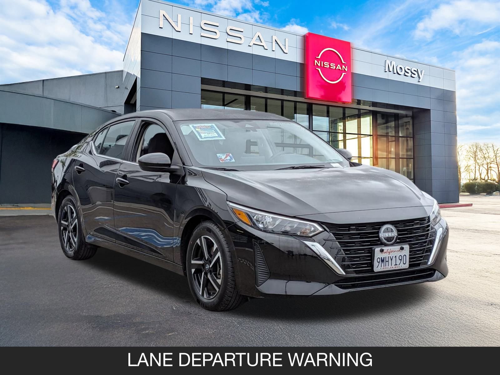 Used 2024 Nissan Sentra SV image 2