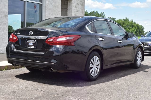Used 2018 Nissan Altima 2.5 S w/ S Convenience Package FWD image 13