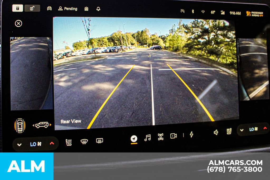 Used 2024 Rivian R1S Adventure image 34