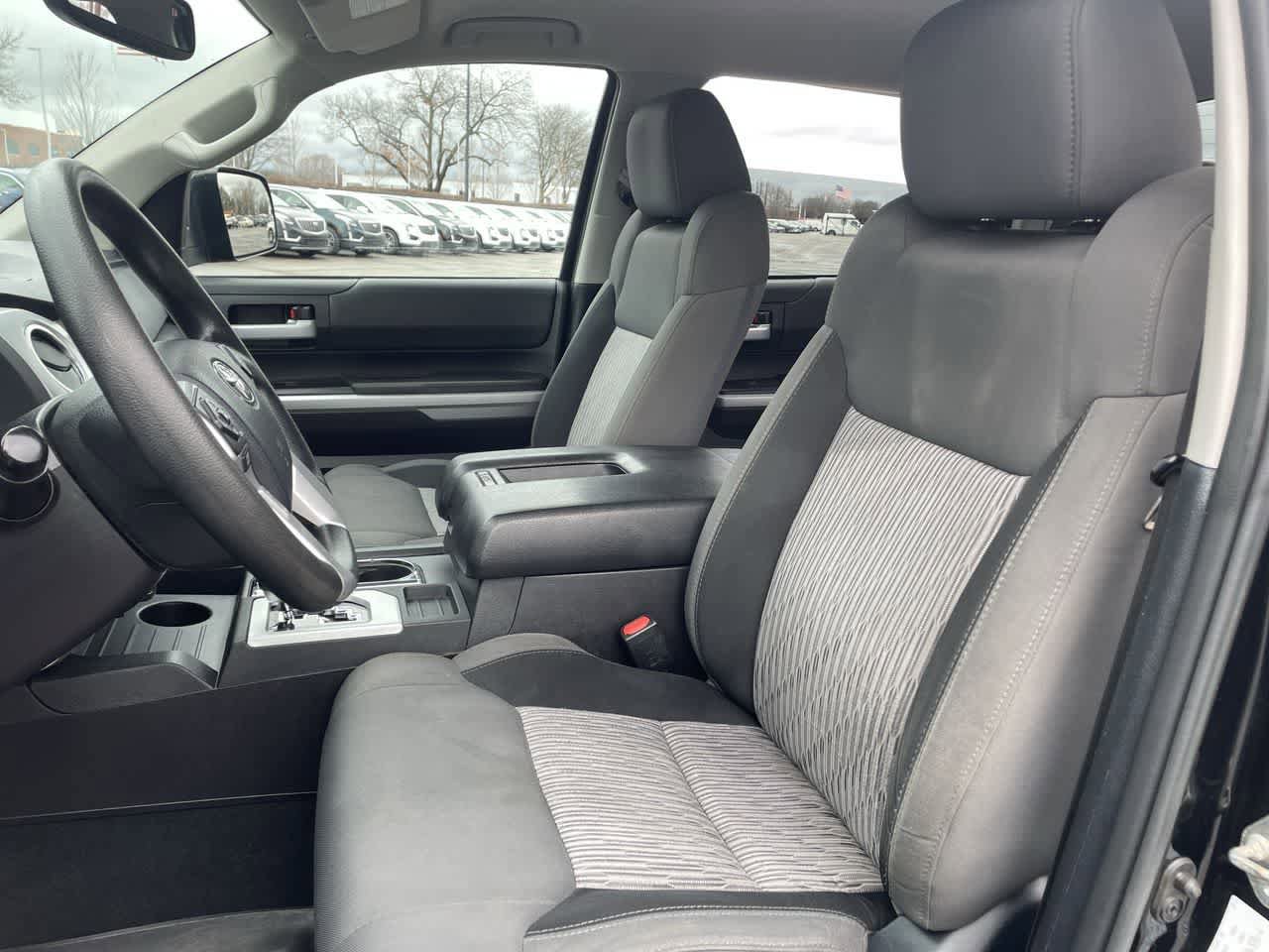 Used 2015 Toyota Tundra SR5 w/ SR5 Upgrade Package image 12