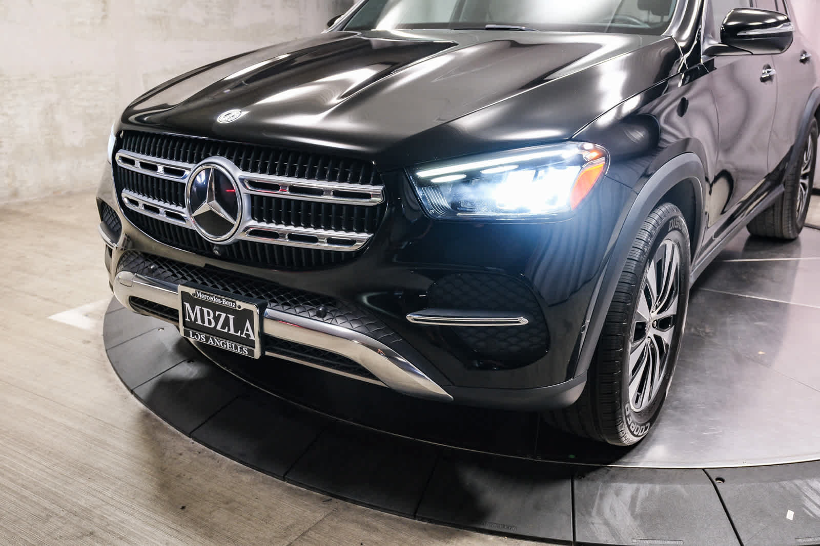 Certified 2025 Mercedes-Benz GLE 350 4MATIC image 11