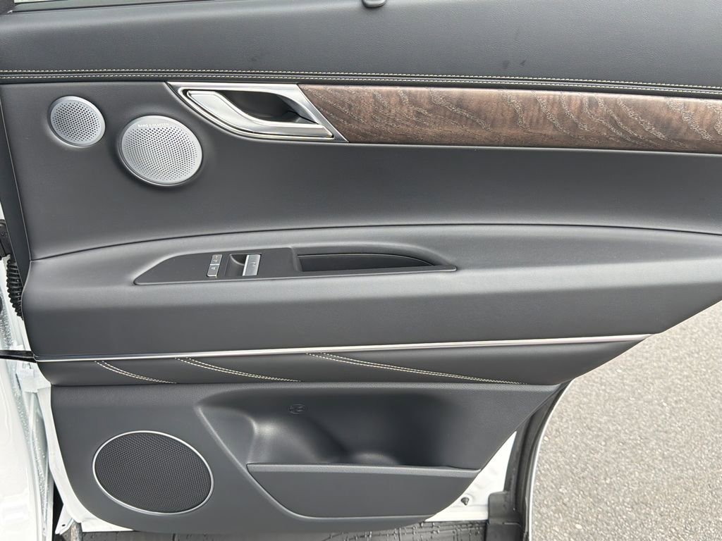 New 2026 Genesis GV80 2.5T Advanced AWD/4WD image 16