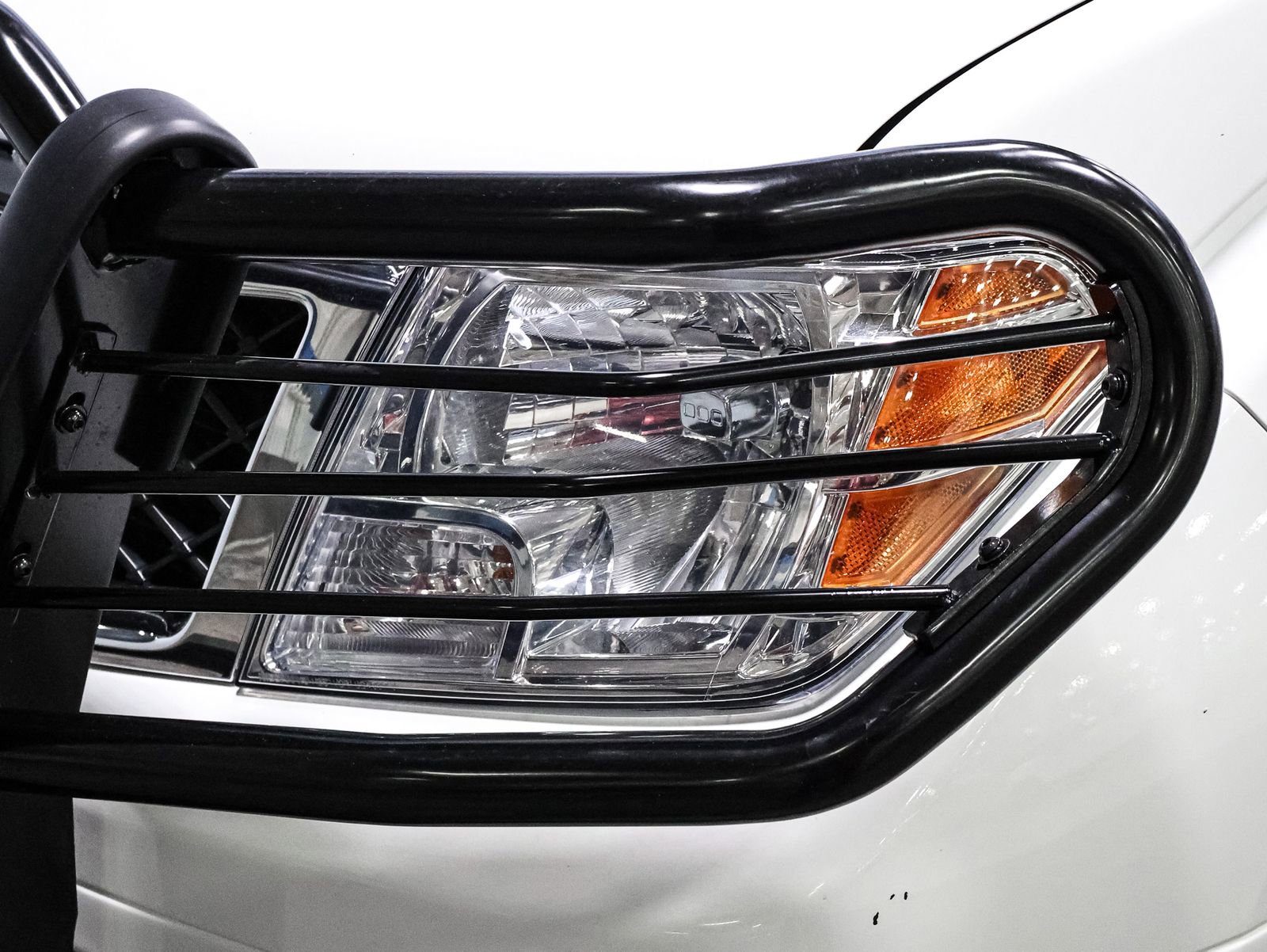 Used 2019 Nissan Frontier SV image 14