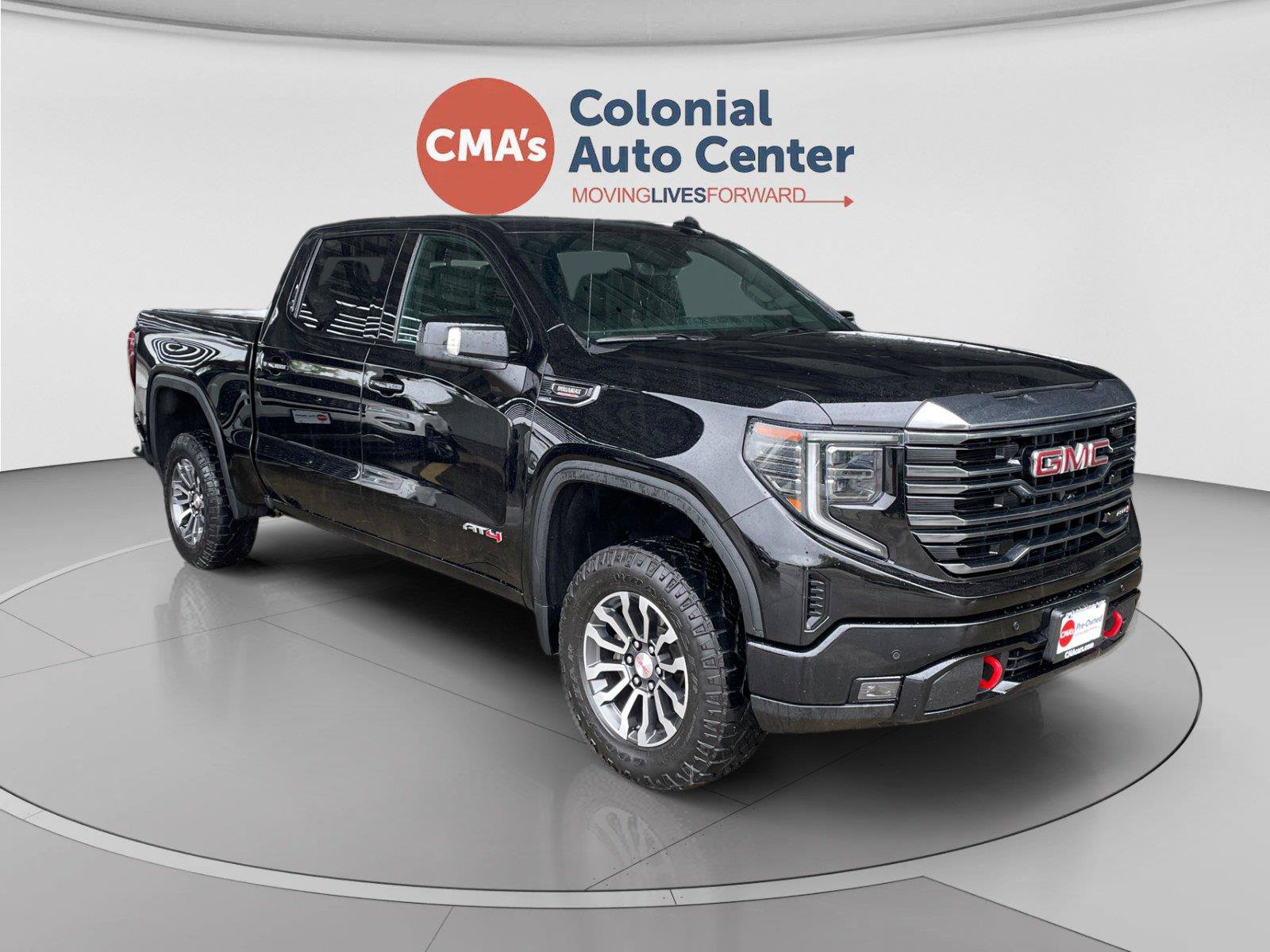 Used 2023 GMC Sierra 1500 AT4 w/ Technology Package AWD/4WD image 7