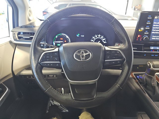 Certified 2023 Toyota Sienna XLE w/ XLE Plus Package AWD/4WD image 19