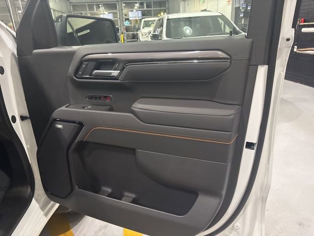 Used 2025 GMC Sierra 1500 AT4 image 36