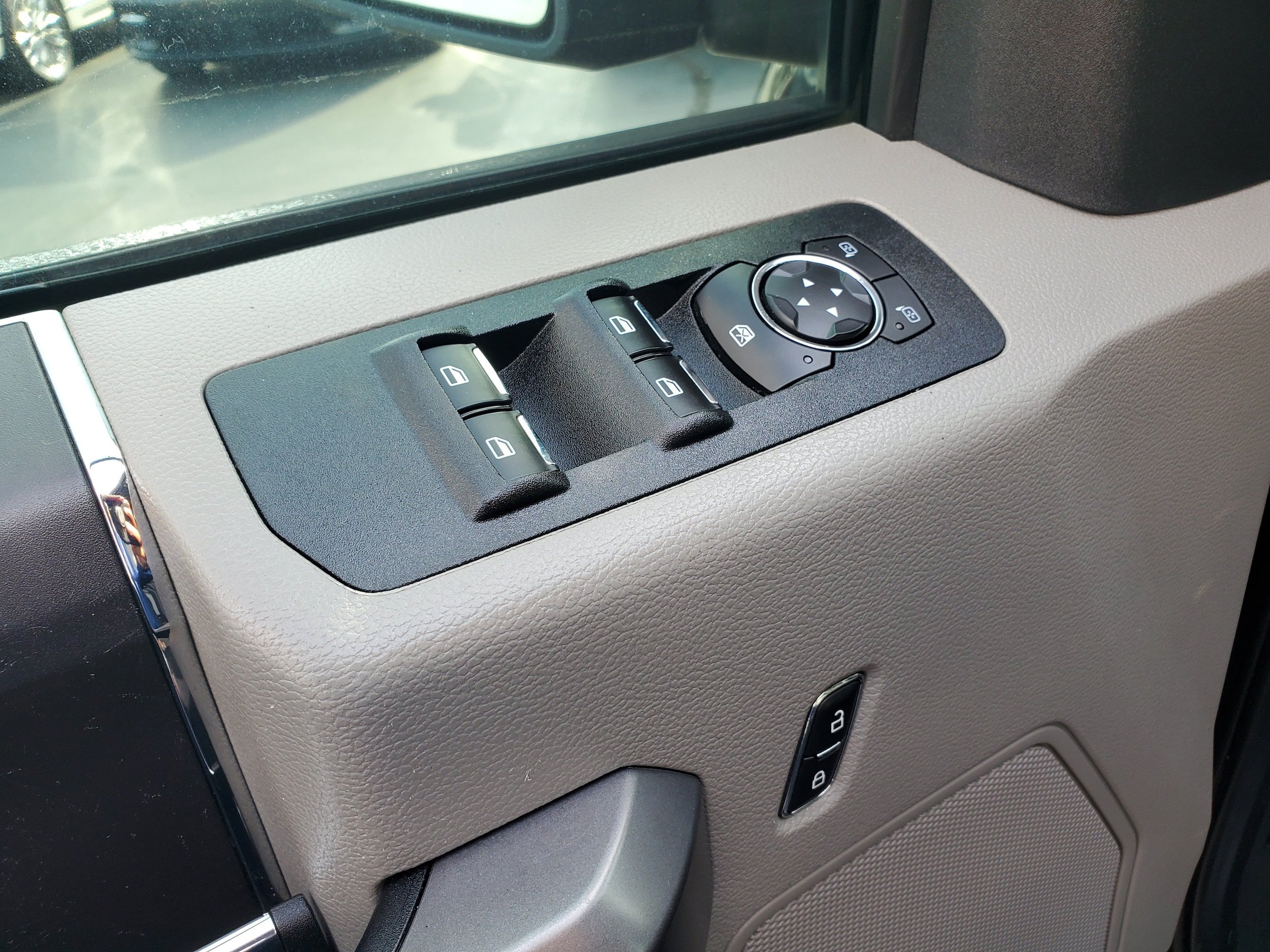 Used 2019 Ford F150 XLT RWD image 8