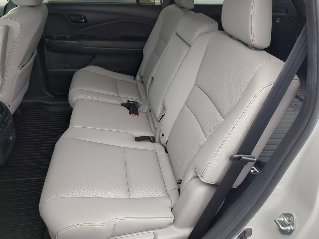 Used 2023 Honda Passport Elite image 17