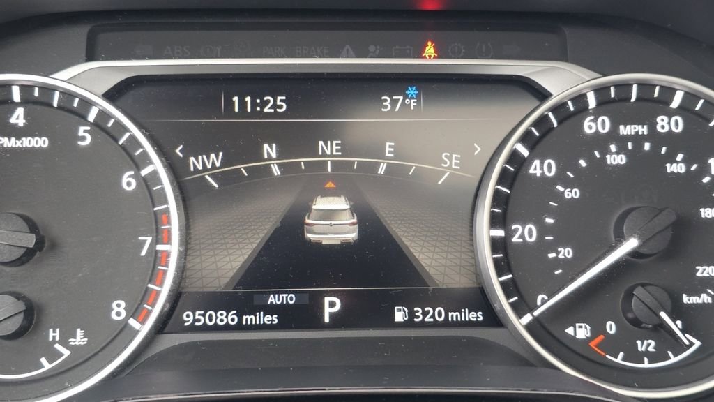 Used 2022 Nissan Pathfinder SL w/ SL Premium Package image 31