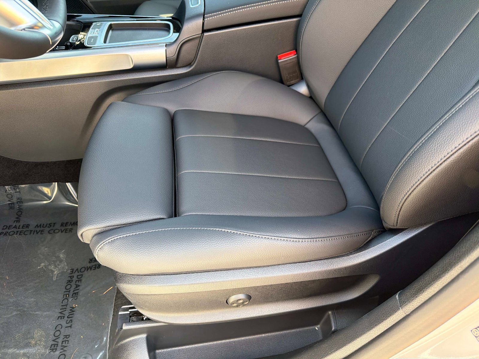 New 2026 Mercedes-Benz GLB 250 image 18