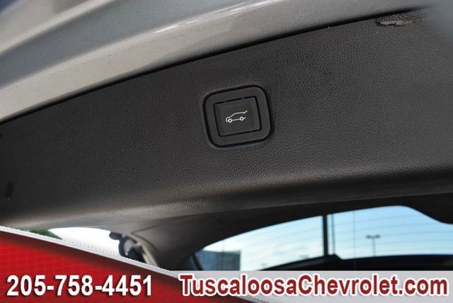 Used 2023 Chevrolet Blazer RS w/ Driver Confidence II Package FWD image 9