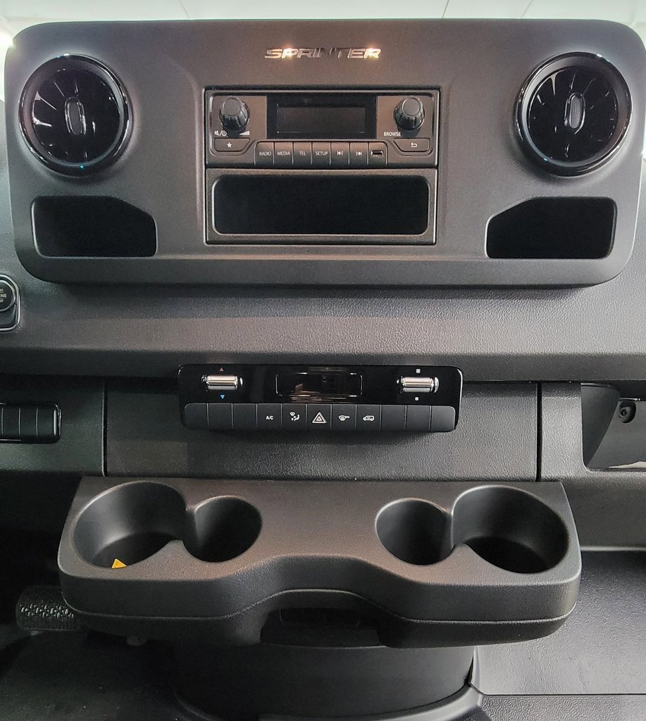 New 2025 Mercedes-Benz Sprinter 2500 image 12
