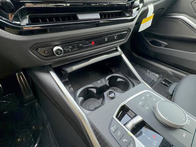 New 2026 BMW 330i xDrive Sedan w/ M Sport Package AWD/4WD image 19