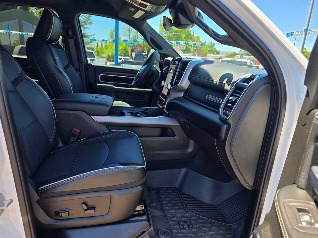 Used 2025 RAM 2500 Laramie w/ Night Edition AWD/4WD image 25