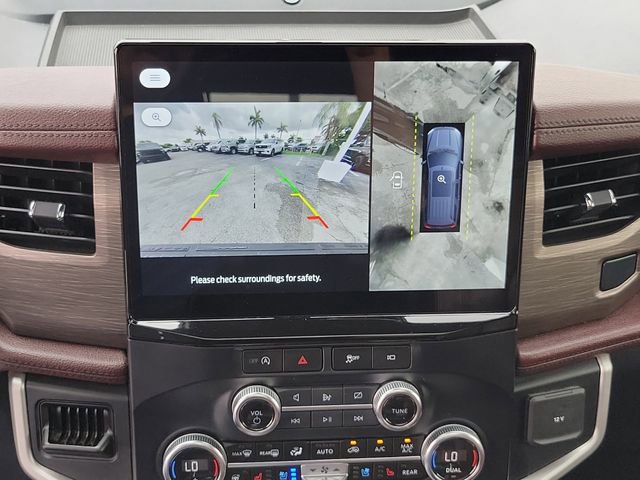 Used 2024 Ford Expedition Max Limited AWD/4WD image 27