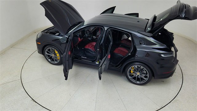 Used 2024 Porsche Cayenne Turbo GT image 88