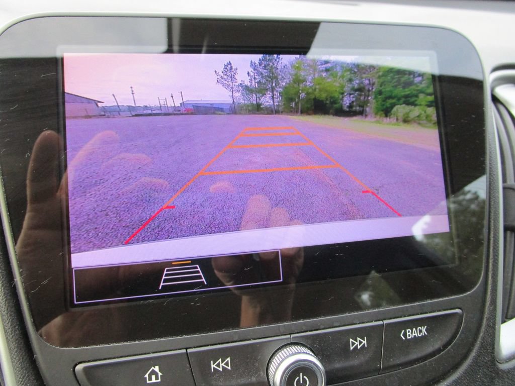 Used 2024 Chevrolet Malibu LS FWD image 36