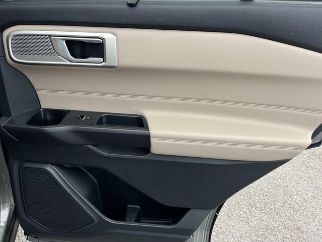 Used 2020 Ford Explorer Limited RWD image 26
