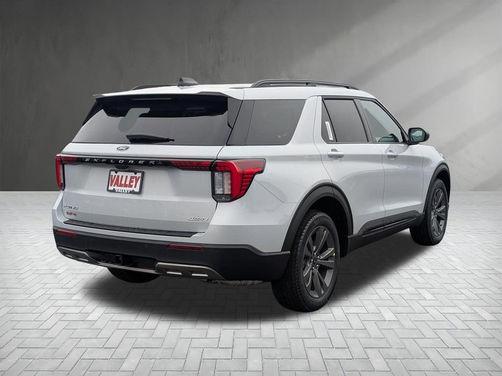 New 2026 Ford Explorer Active w/ Active Comfort Package AWD/4WD image 10