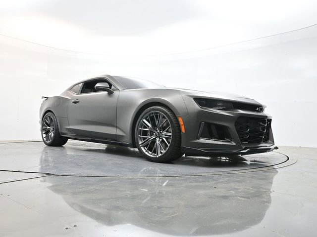 Used 2023 Chevrolet Camaro ZL1 RWD image 36