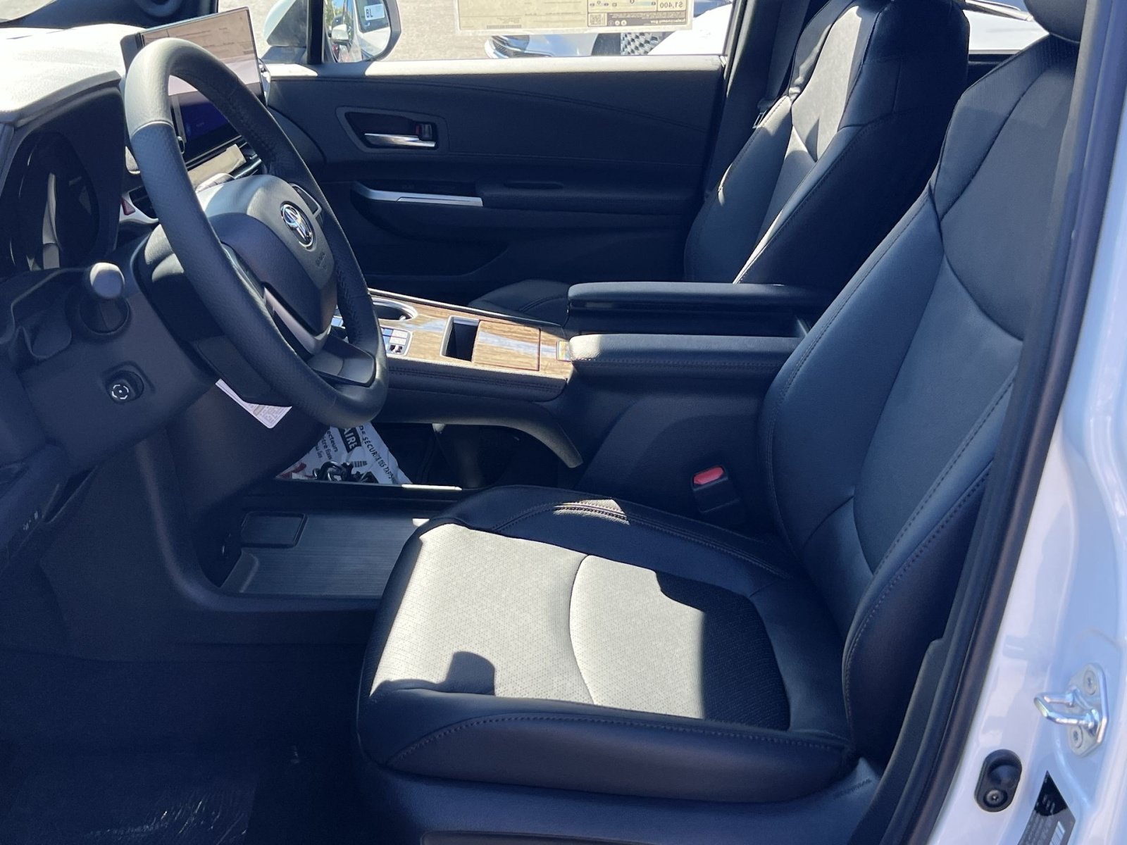 New 2026 Toyota Sienna Limited AWD/4WD image 7