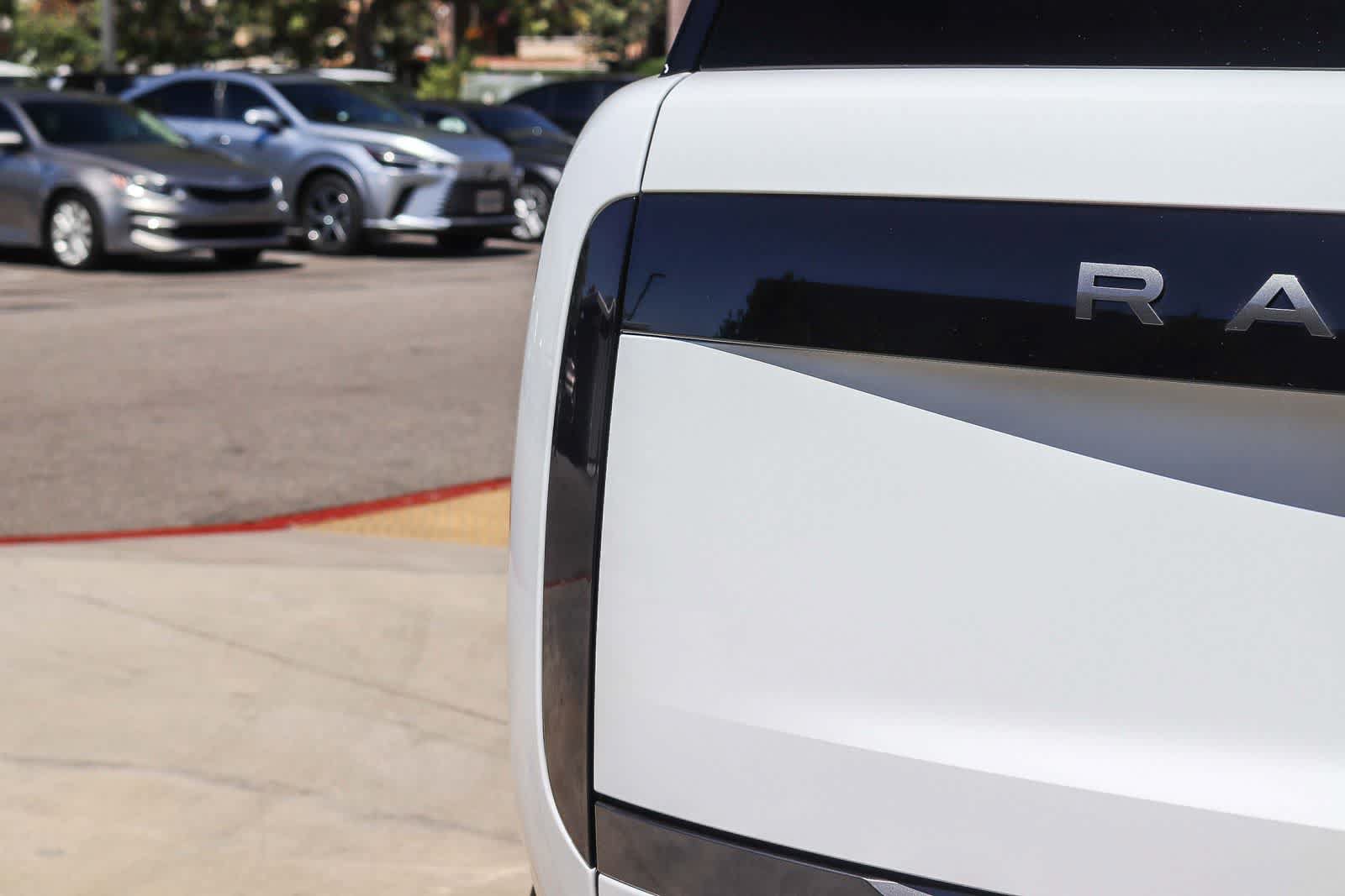 New 2026 Land Rover Range Rover SE AWD/4WD image 7