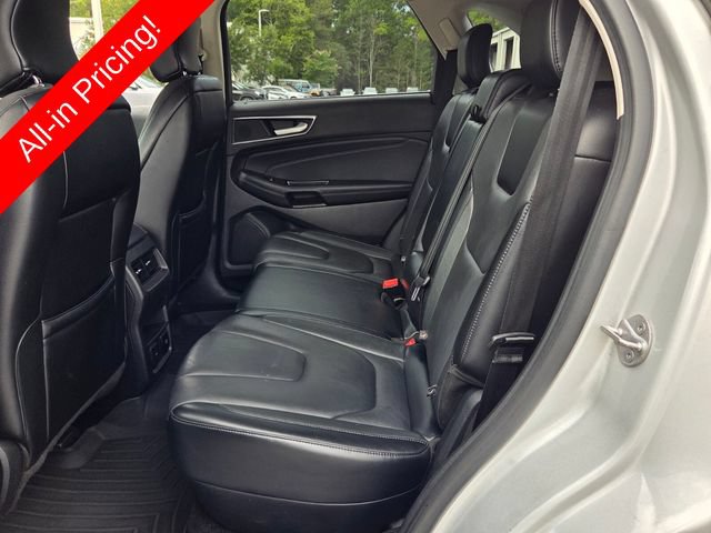 Used 2018 Ford Edge Titanium w/ Technology Package FWD image 10