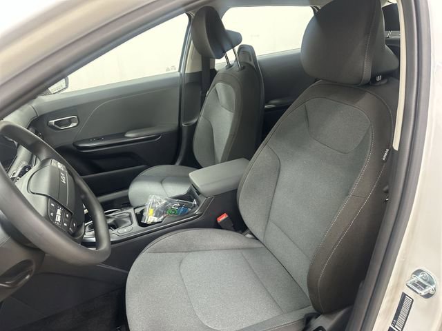 New 2026 Kia K4 LXS image 14