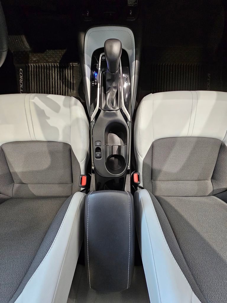 Used 2023 Toyota Corolla XSE image 24