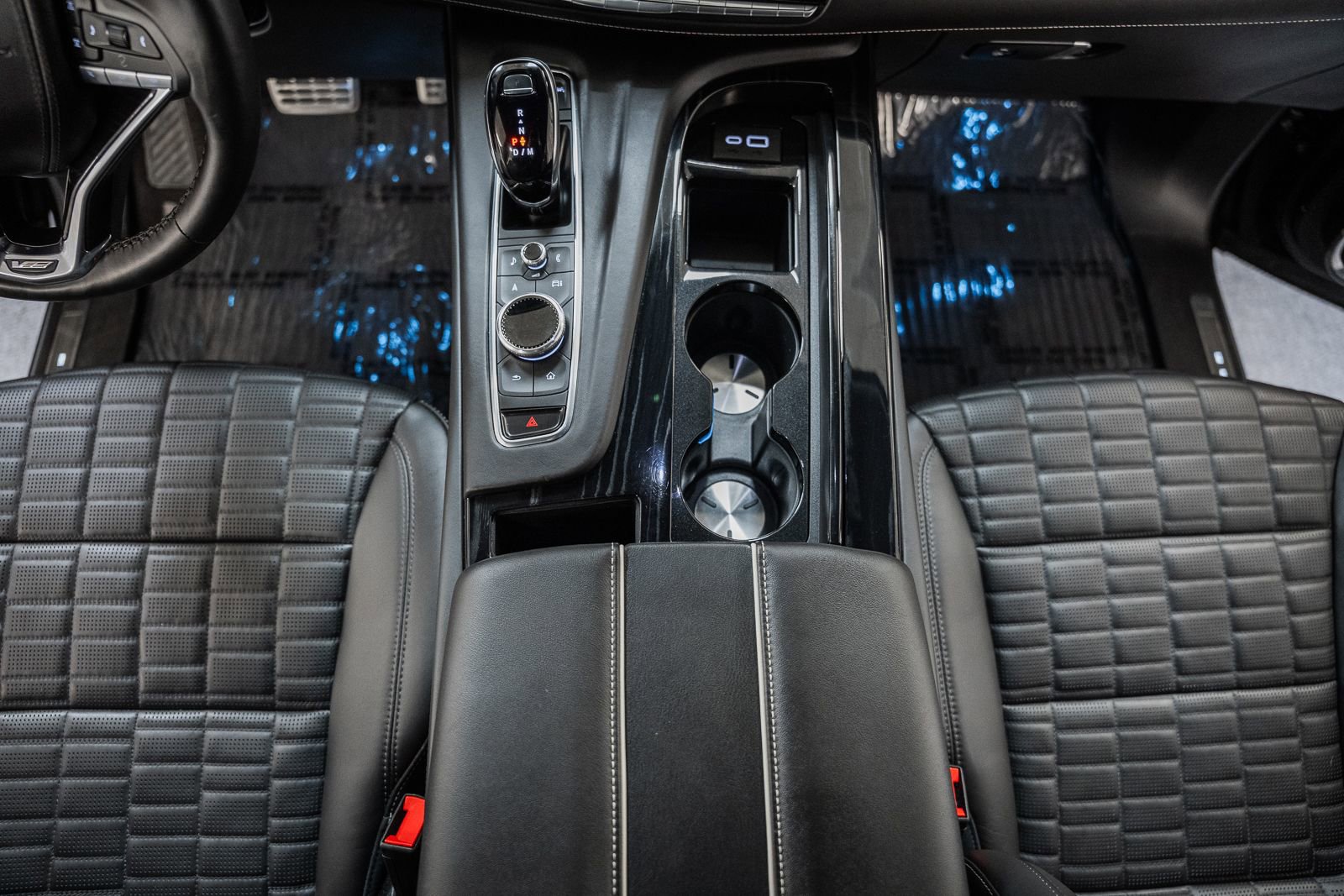 Used 2023 Cadillac Escalade V w/ LPO, Floor Liner Package image 35