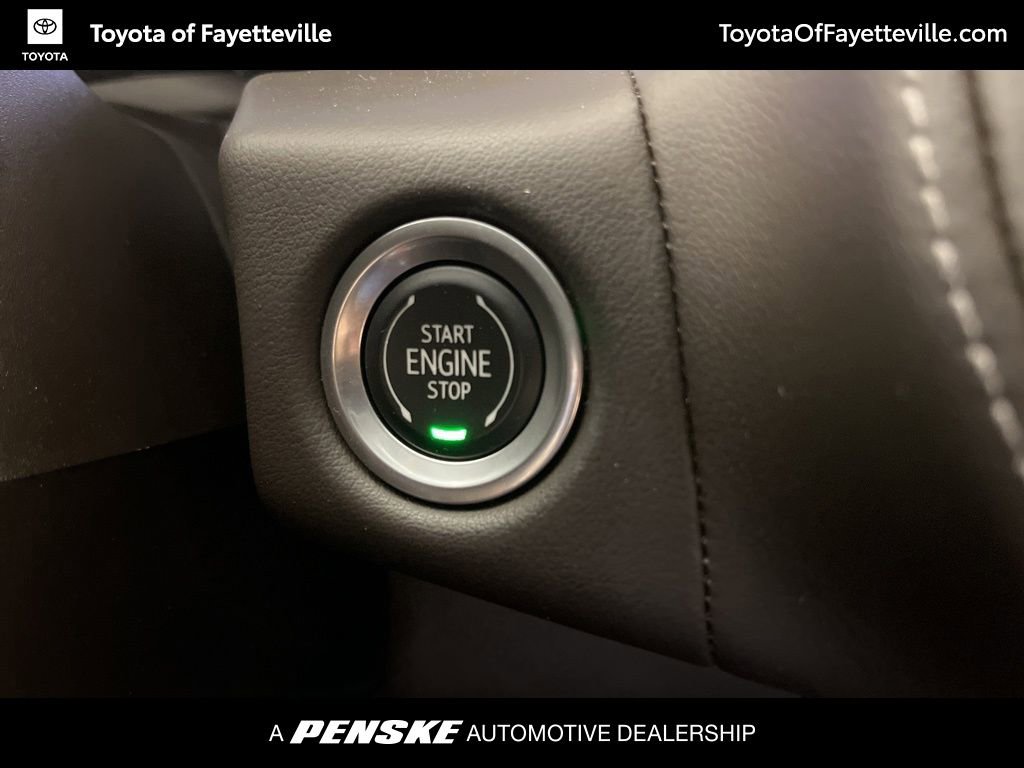 Used 2022 Chevrolet Tahoe Z71 w/ Luxury Package AWD/4WD image 33