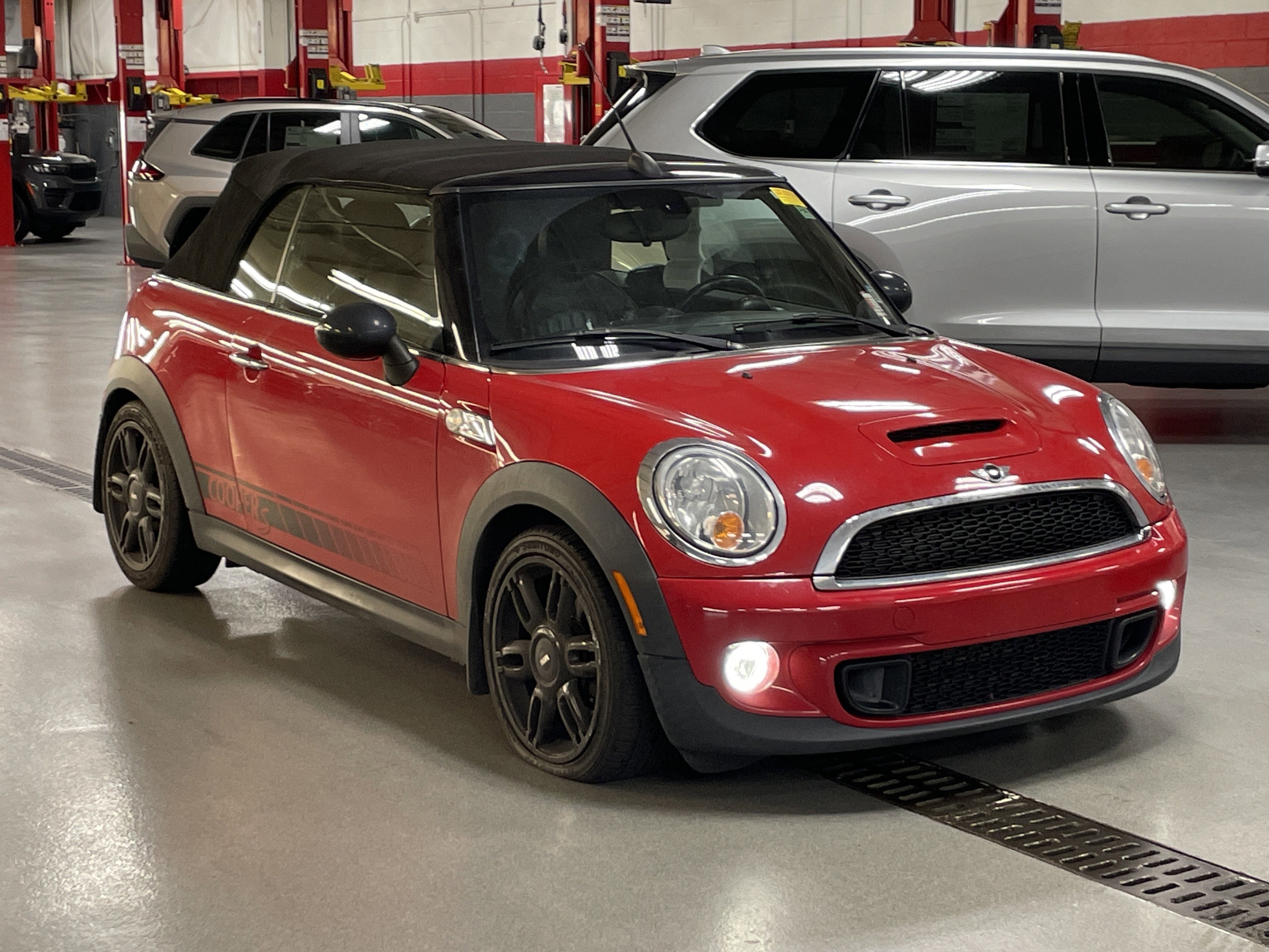 Used 2015 MINI Cooper S FWD image 3