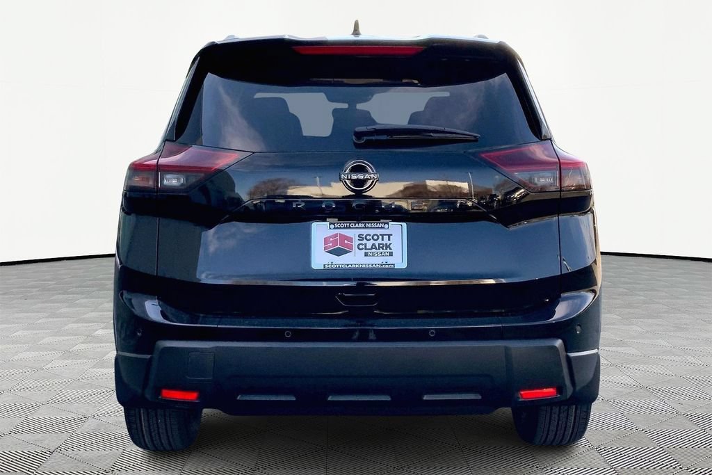 New 2026 Nissan Rogue Dark Armor FWD image 4