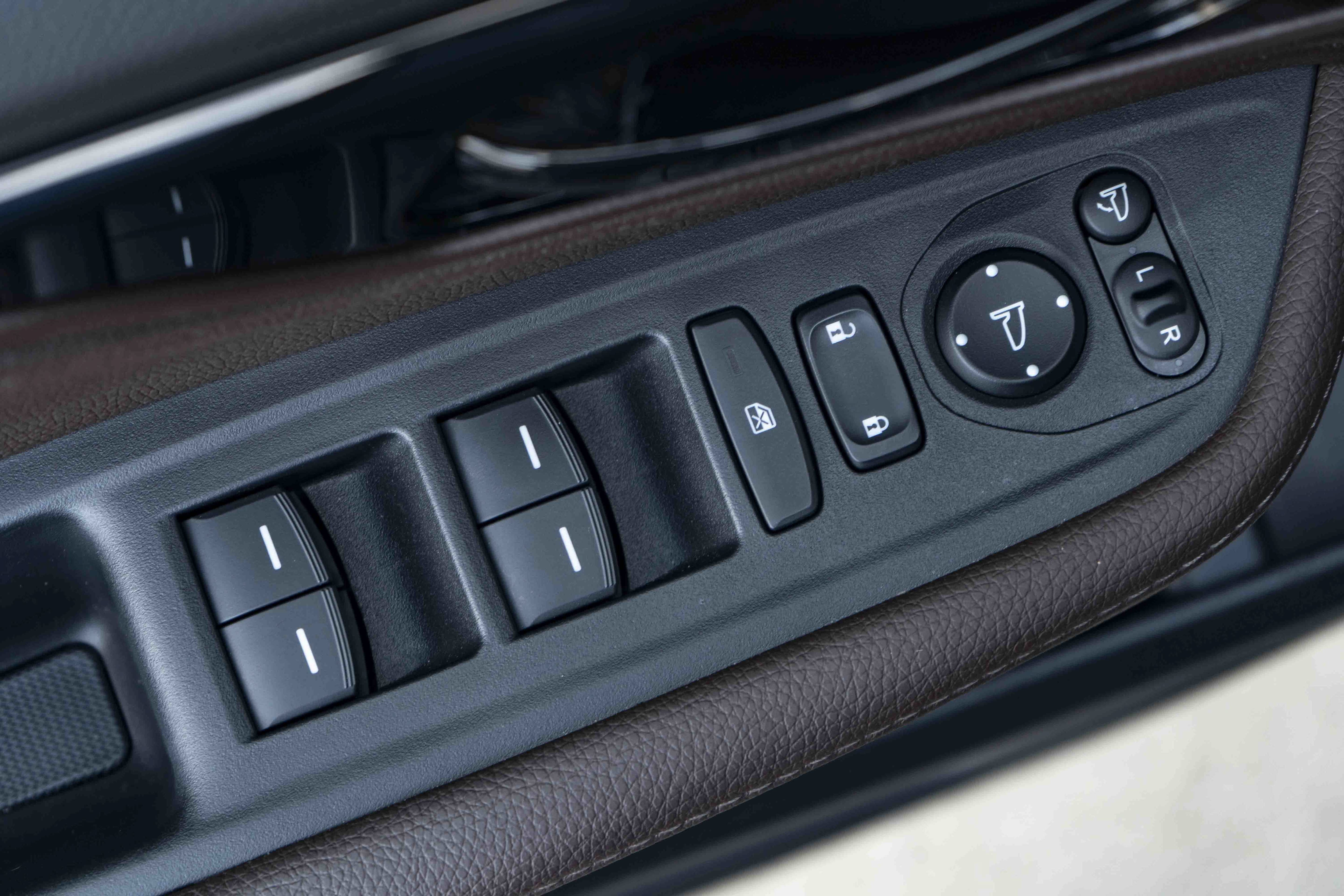 Certified 2025 Honda Odyssey Elite image 38