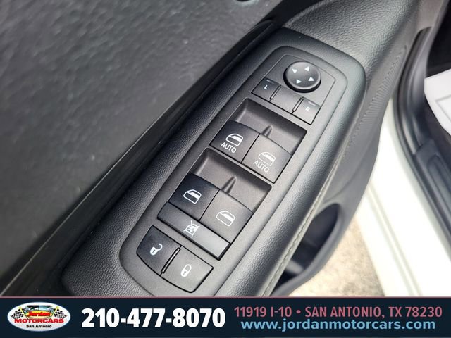 Used 2021 Dodge Durango SXT RWD image 17