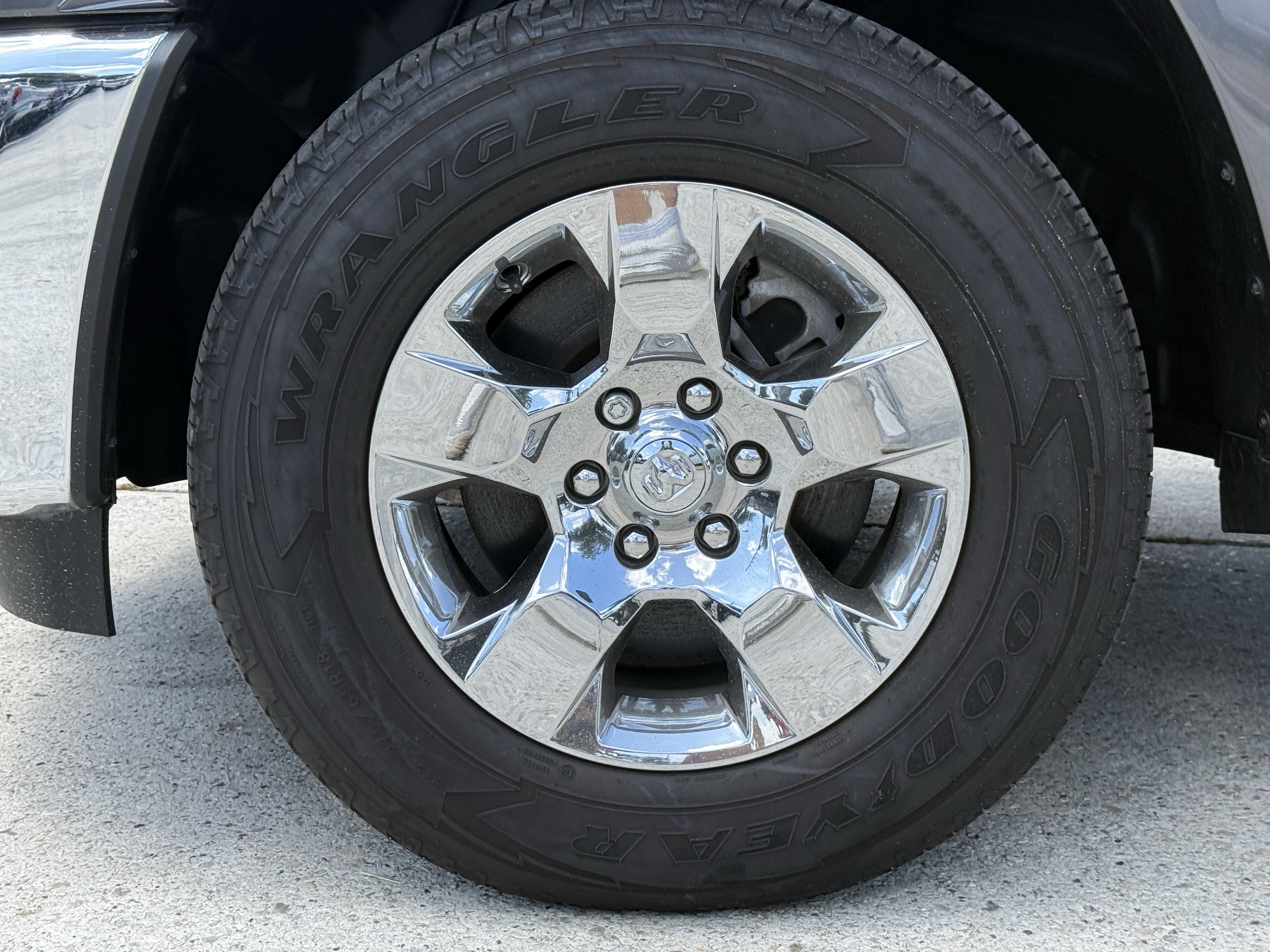 Used 2025 RAM 1500 Big Horn AWD/4WD image 14
