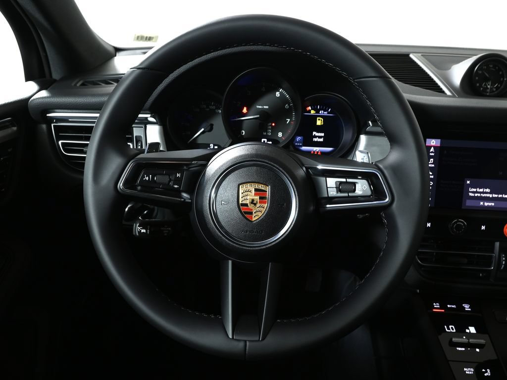 New 2026 Porsche Macan AWD/4WD image 18