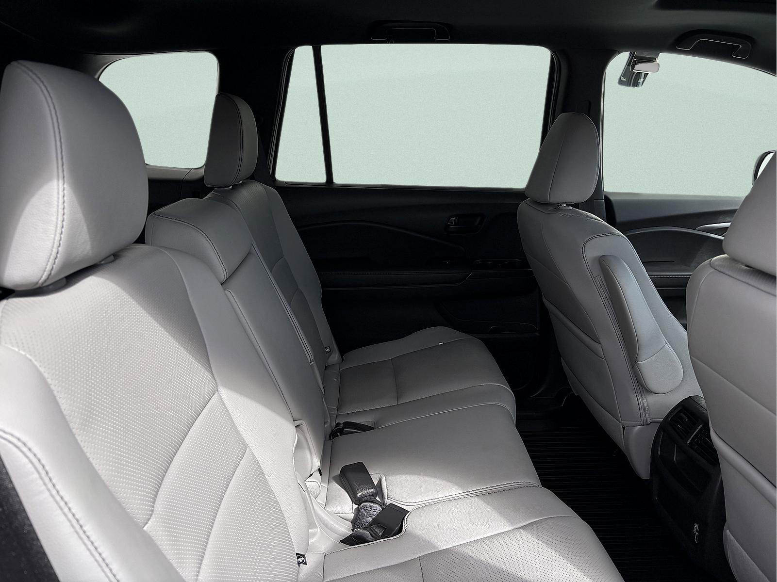 Certified 2022 Honda Passport EX-L image 32