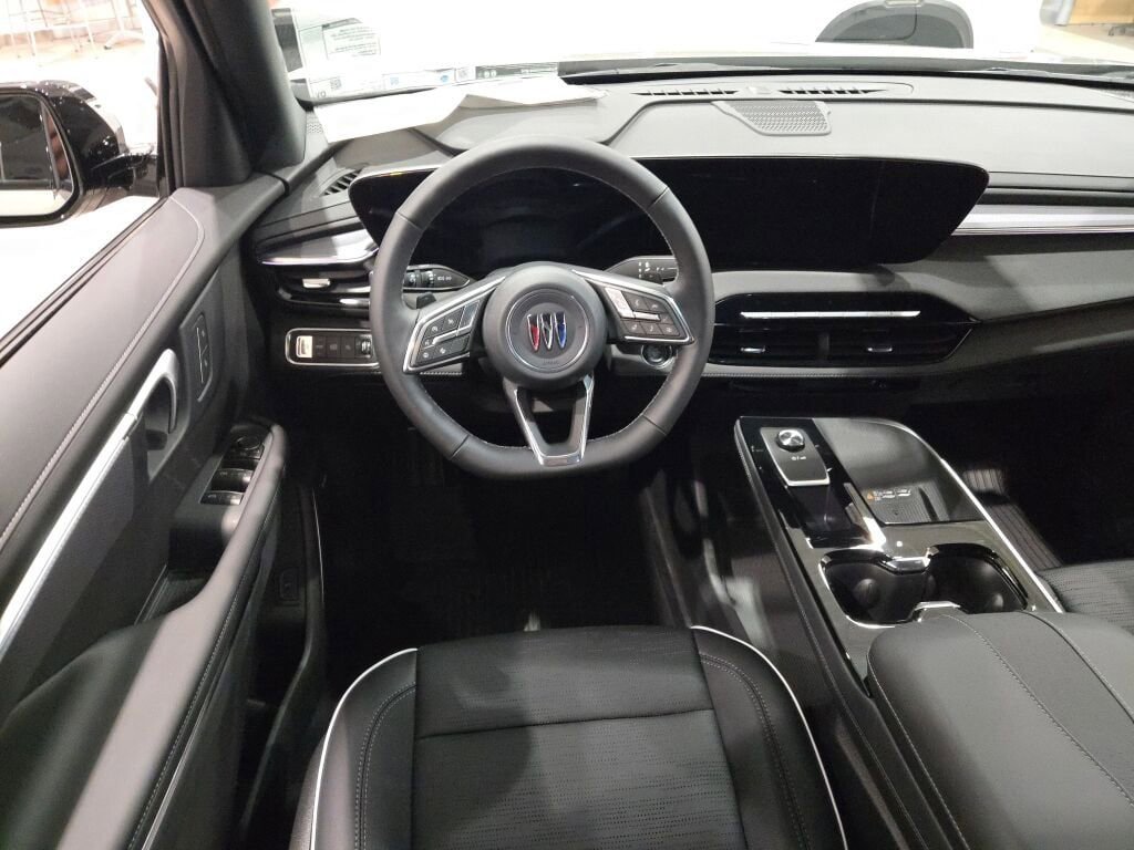 New 2026 Buick Enclave Sport Touring w/ LPO, Floor Liner Package image 19